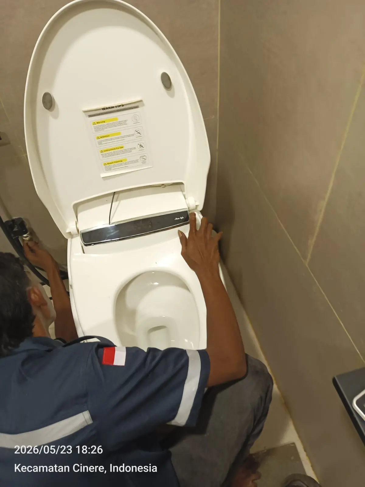 Service Smart Toilet / Kloset Pintar